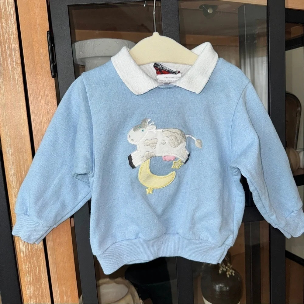 90s Vintage sweater cow jumping over the moon appliqué embroidered toddler knit